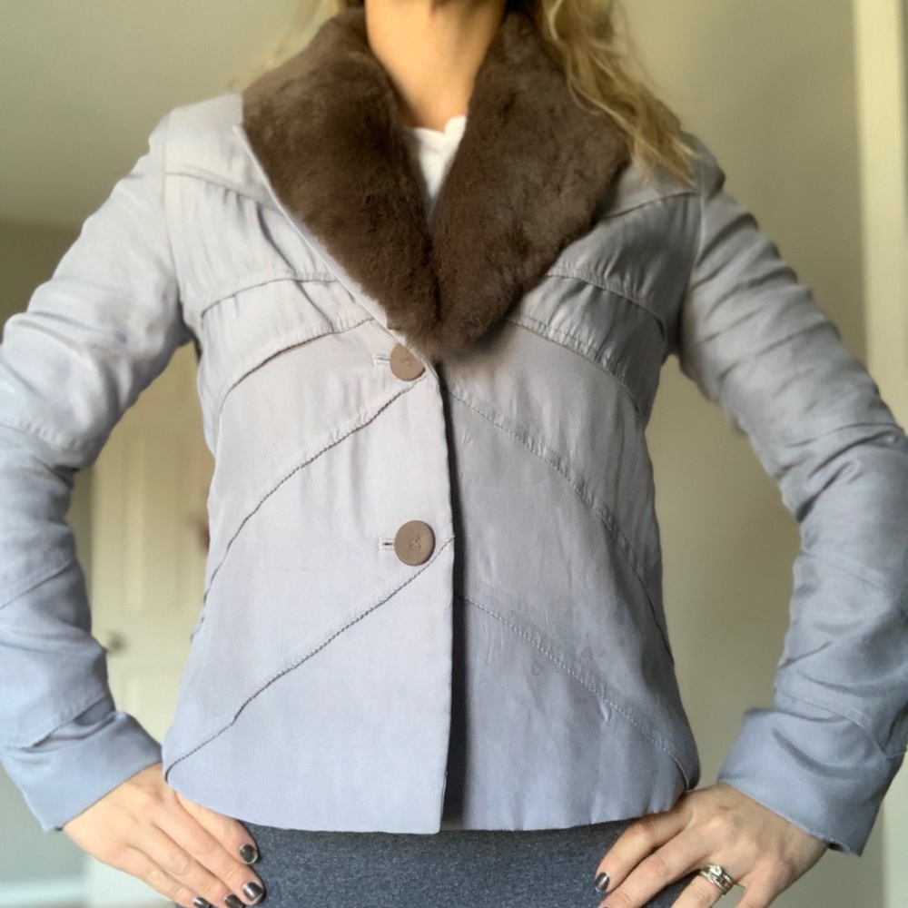 Beautiful silk blazer with rabbit fur collar